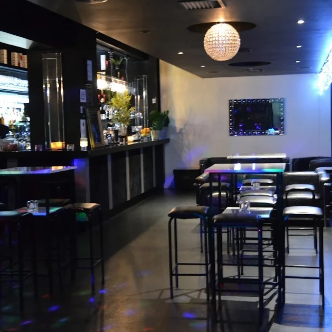 Chambers Bar & Cafe
